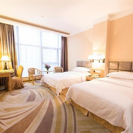 Vienna Hotel Zhanjiang Coast Avenue Exterior foto