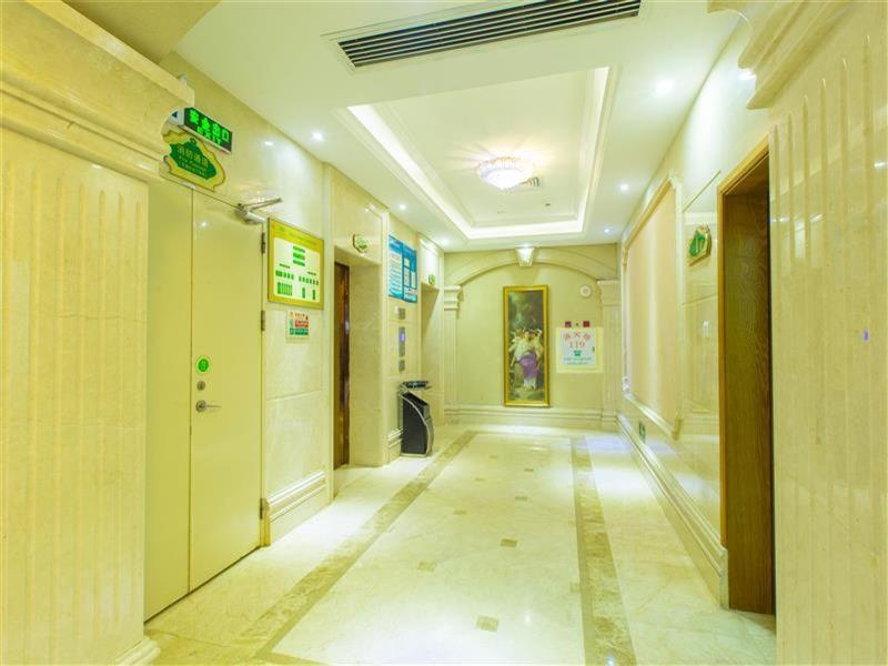 Vienna Hotel Zhanjiang Coast Avenue Exterior foto