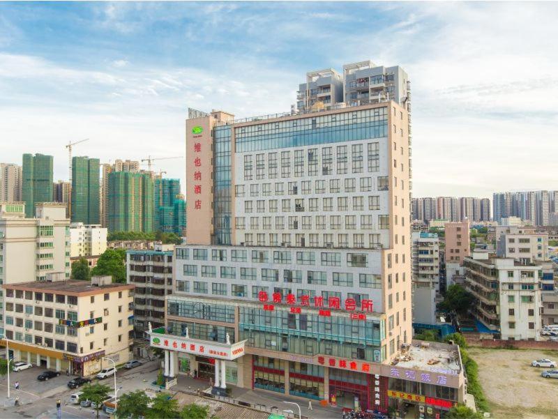 Vienna Hotel Zhanjiang Coast Avenue Exterior foto